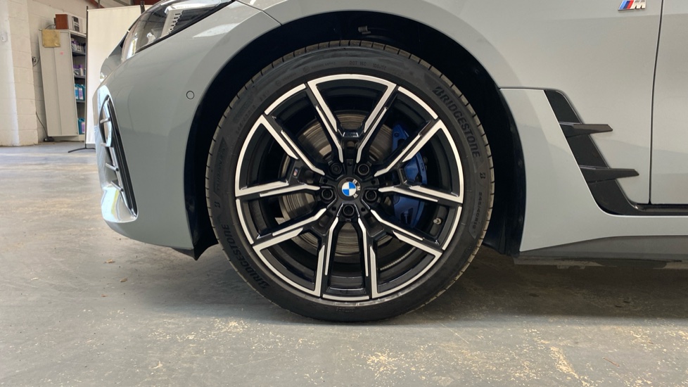 BMW i4 250kW eDrive40 M Sport 83.9kWh 5dr Auto Electric Hatchback - Image 28
