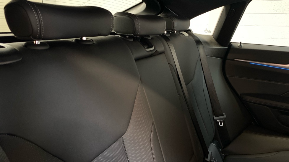 BMW i4 250kW eDrive40 M Sport 83.9kWh 5dr Auto Electric Hatchback - Image 38
