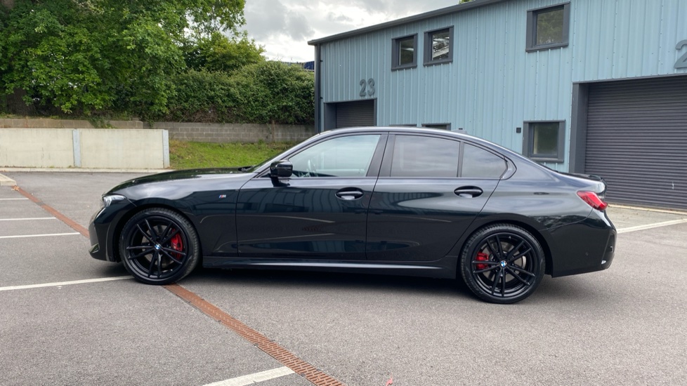 BMW 3 Series 320i M Sport 4dr Step Auto Petrol Saloon - Image 29