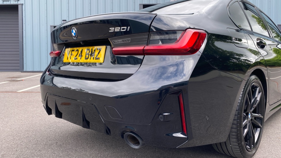 BMW 3 Series 320i M Sport 4dr Step Auto Petrol Saloon - Image 33