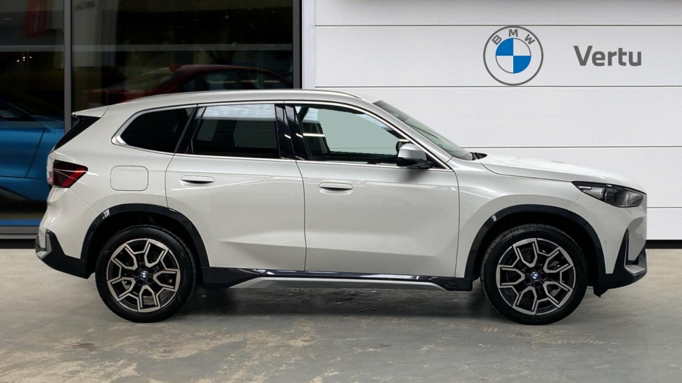 BMW X1 xDrive 23i MHT xLine Premier 5dr Step Auto Petrol Estate - Image 3