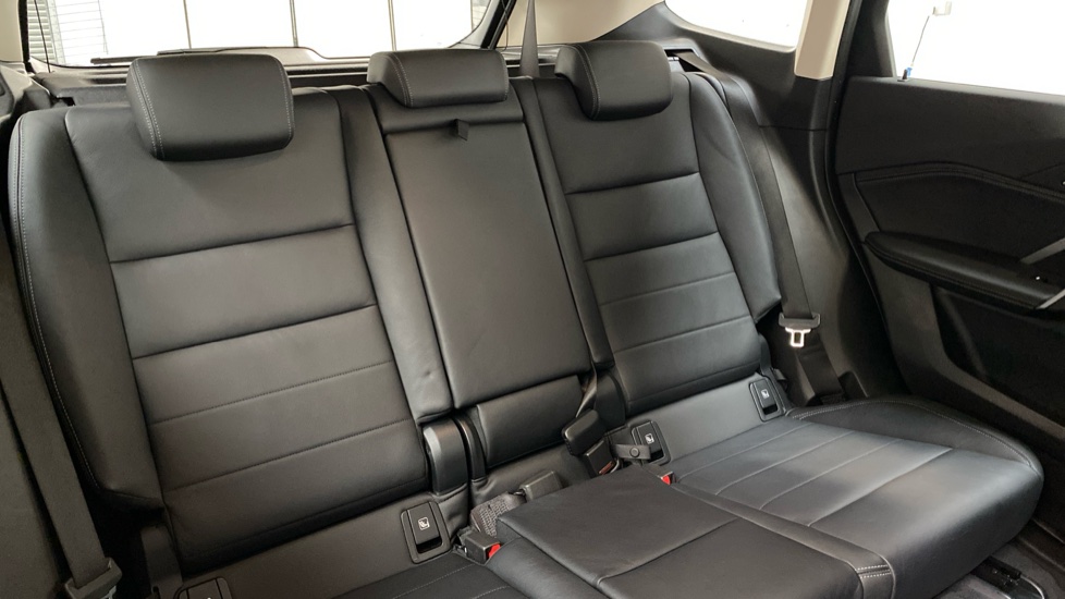 BMW X1 xDrive 23i MHT xLine Premier 5dr Step Auto Petrol Estate - Image 12