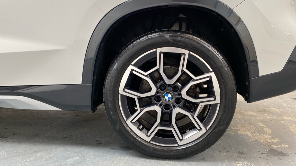 BMW X1 xDrive 23i MHT xLine Premier 5dr Step Auto Petrol Estate - Image 30