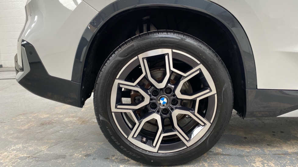 BMW X1 xDrive 23i MHT xLine Premier 5dr Step Auto Petrol Estate - Image 32