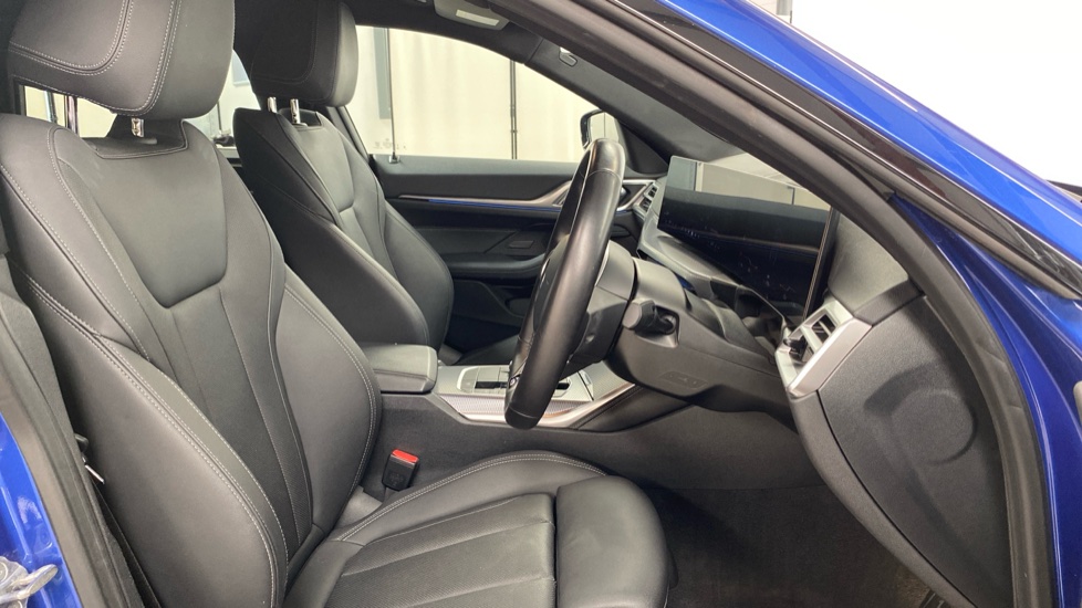 BMW i4 250kW eDrive40 M Sport 83.9kWh 5dr Auto [Tech] Electric Hatchback - Image 11