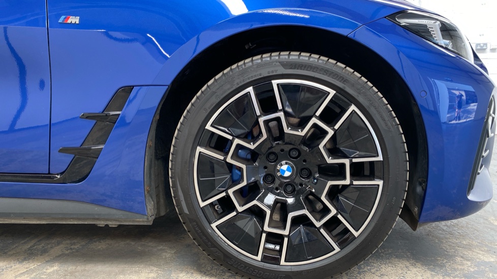 BMW i4 250kW eDrive40 M Sport 83.9kWh 5dr Auto [Tech] Electric Hatchback - Image 14
