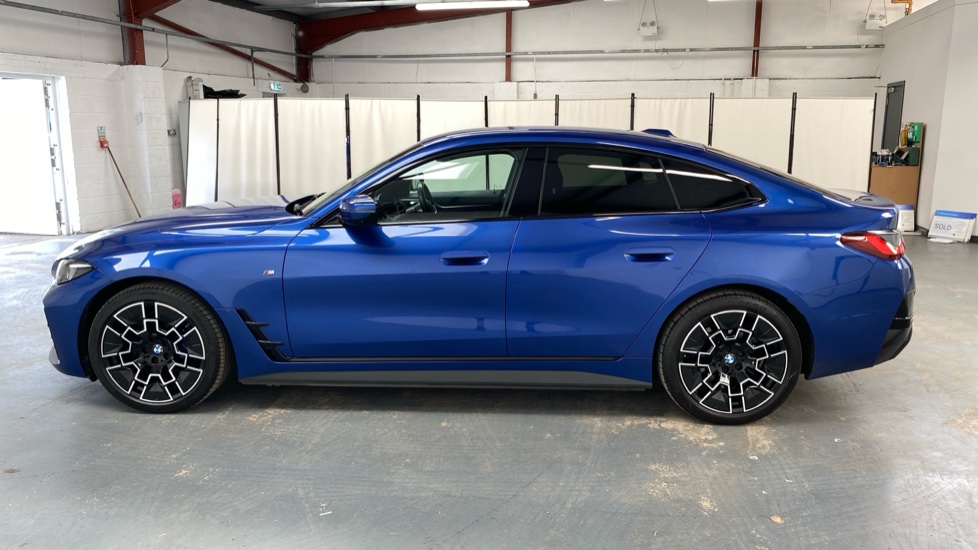 BMW i4 250kW eDrive40 M Sport 83.9kWh 5dr Auto [Tech] Electric Hatchback - Image 30