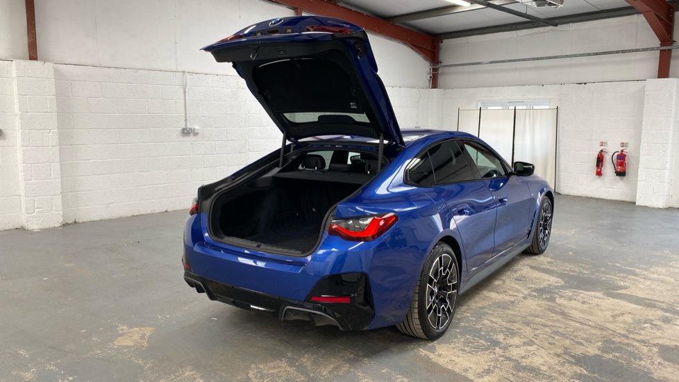 BMW i4 250kW eDrive40 M Sport 83.9kWh 5dr Auto [Tech] Electric Hatchback - Image 45