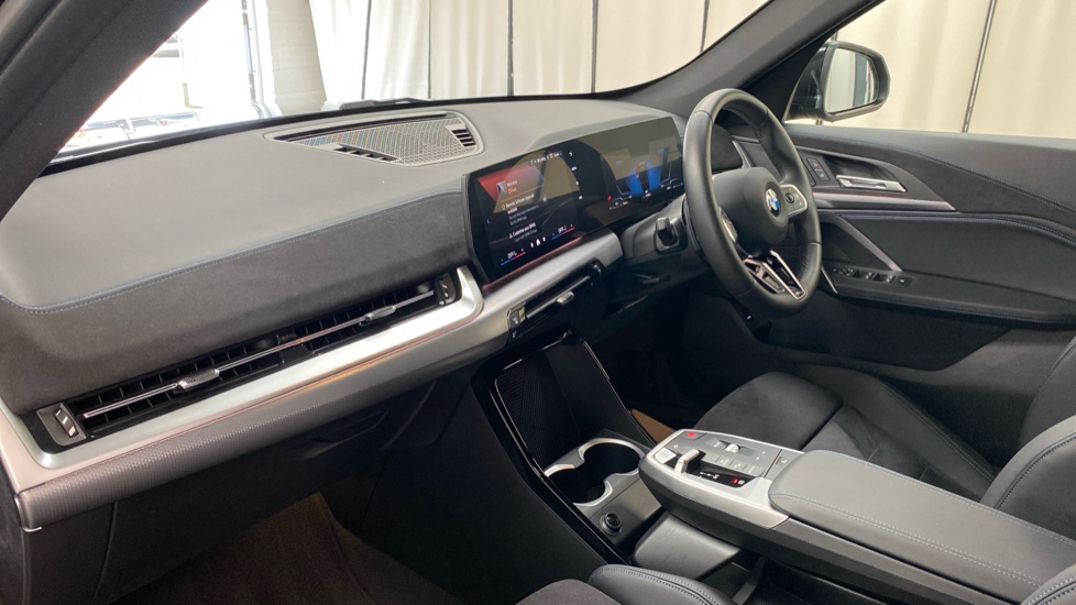 BMW X1 sDrive 20i MHT M Sport 5dr Step Auto Petrol Estate - Image 7