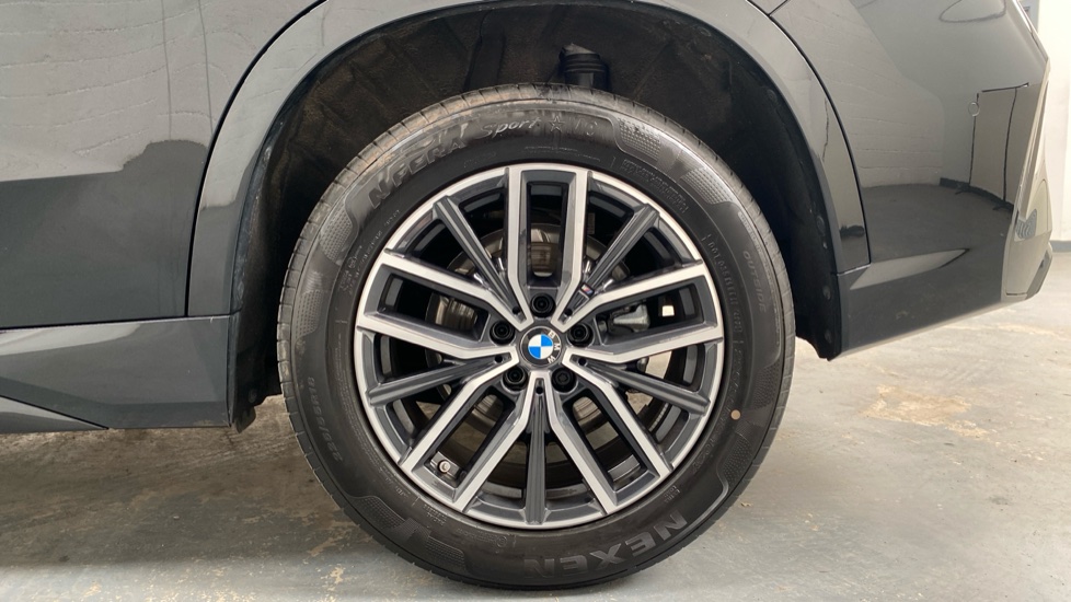 BMW X1 sDrive 20i MHT M Sport 5dr Step Auto Petrol Estate - Image 32