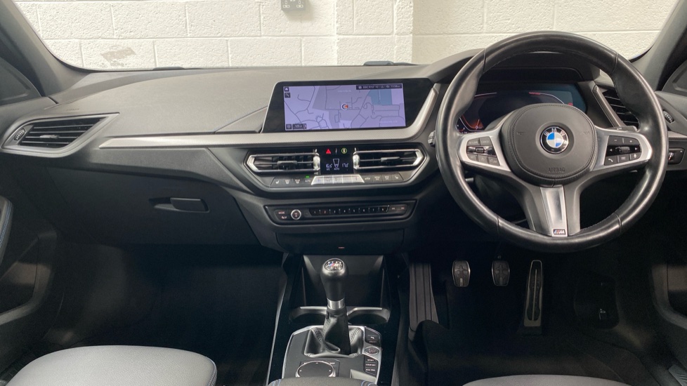 BMW 1 Series 118i [136] M Sport 5dr [Live Cockpit Professional] Petrol Hatchback - Image 4
