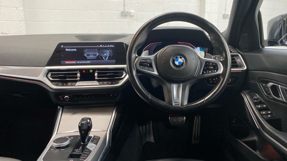 BMW 3 Series 330i M Sport 5dr Step Auto Petrol Estate - Image 5