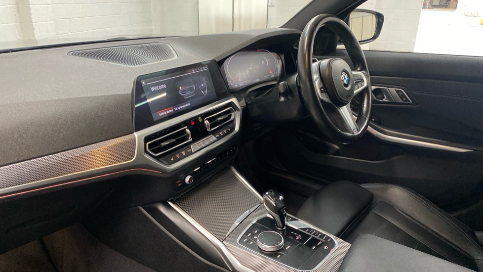 BMW 3 Series 330i M Sport 5dr Step Auto Petrol Estate - Image 7