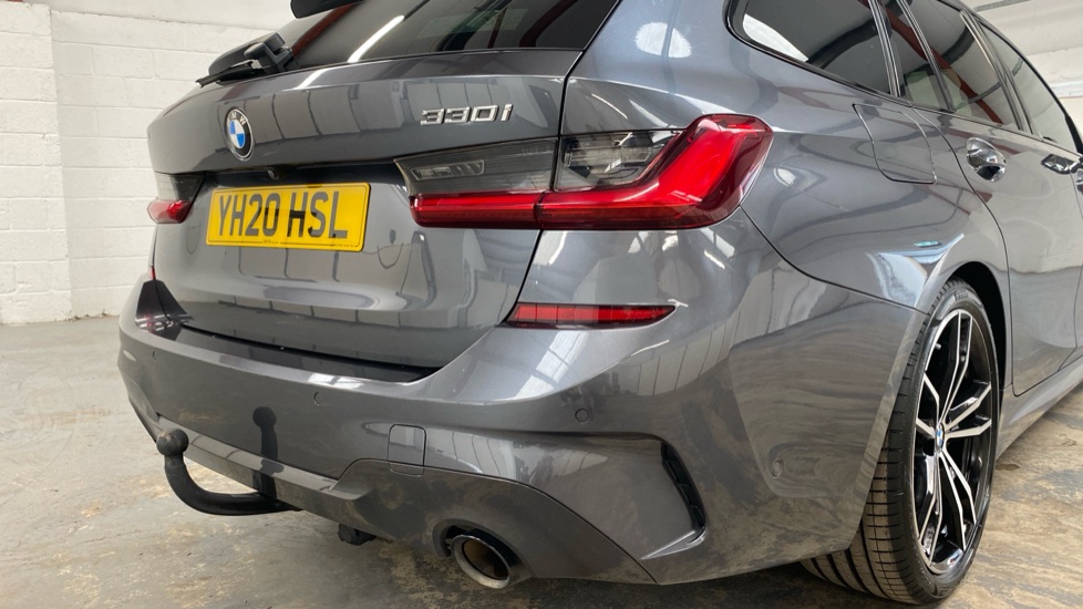 BMW 3 Series 330i M Sport 5dr Step Auto Petrol Estate - Image 40