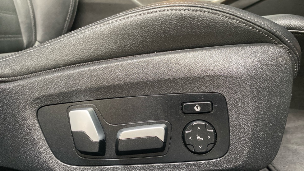 BMW 3 Series 330i M Sport 5dr Step Auto Petrol Estate - Image 52