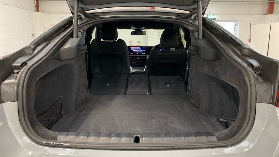 BMW i4 250kW eDrive40 M Sport 83.9kWh 5dr Auto [Pro Pack] Electric Hatchback - Image 30