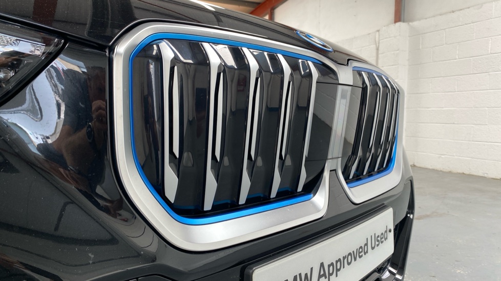 BMW iX1 230kW xDrive30 M Sport 65kWh 5dr Auto Electric Estate - Image 31