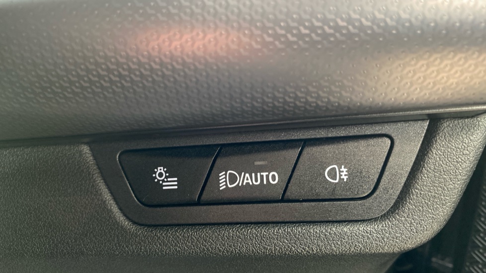 BMW iX1 230kW xDrive30 M Sport 65kWh 5dr Auto Electric Estate - Image 64