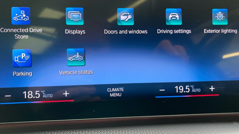 BMW iX1 230kW xDrive30 M Sport 65kWh 5dr Auto Electric Estate - Image 81