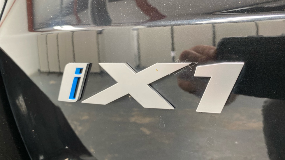 BMW iX1 230kW xDrive30 M Sport 65kWh 5dr Auto Electric Estate - Image 85