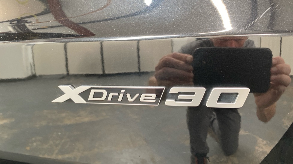 BMW iX1 230kW xDrive30 M Sport 65kWh 5dr Auto Electric Estate - Image 86
