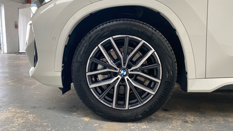BMW X1 sDrive 20i MHT M Sport 5dr Step Auto Petrol Estate - Image 28