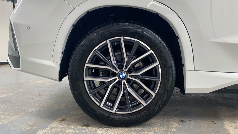 BMW X1 sDrive 20i MHT M Sport 5dr Step Auto Petrol Estate - Image 32