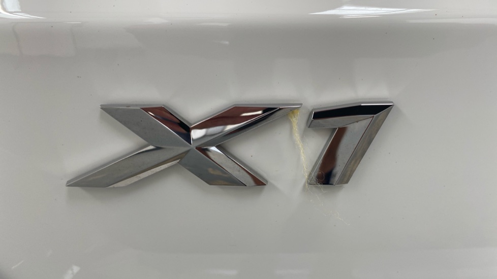 BMW X1 sDrive 20i MHT M Sport 5dr Step Auto Petrol Estate - Image 73