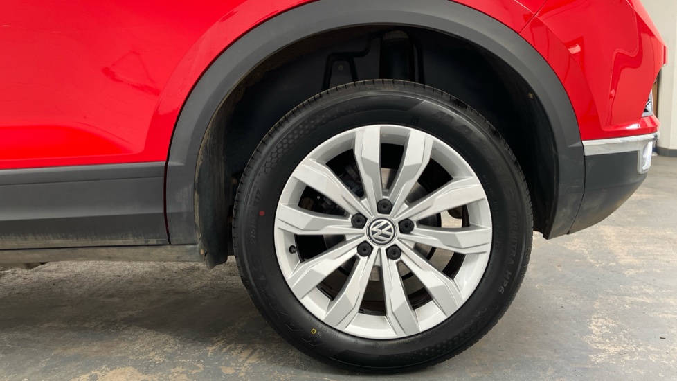 Volkswagen T-Roc 1.0 TSI SE 5dr Petrol Hatchback - Image 29