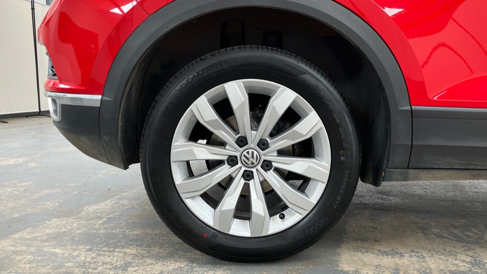 Volkswagen T-Roc 1.0 TSI SE 5dr Petrol Hatchback - Image 31
