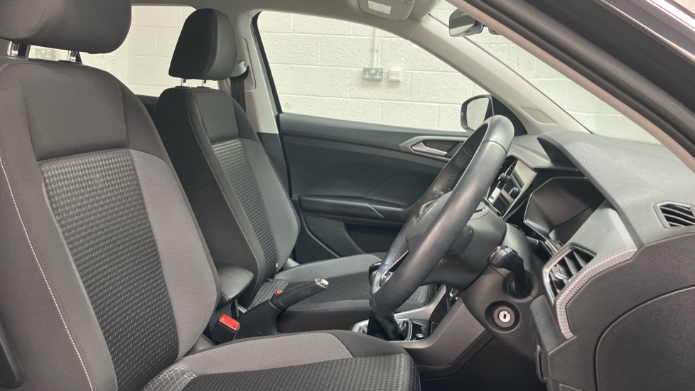 Volkswagen T-Cross 1.0 TSI 110 Active 5dr Petrol Estate - Image 11