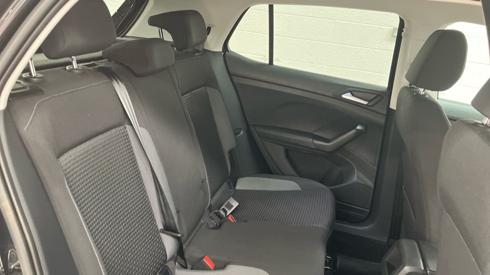 Volkswagen T-Cross 1.0 TSI 110 Active 5dr Petrol Estate - Image 12