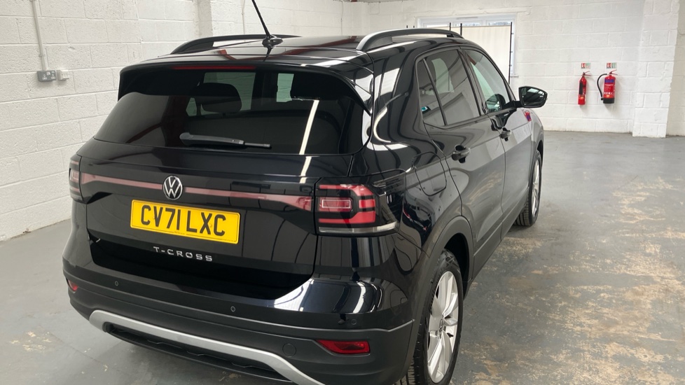 Volkswagen T-Cross 1.0 TSI 110 Active 5dr Petrol Estate - Image 29