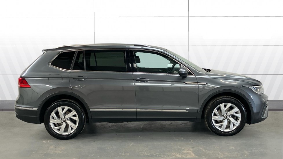 Volkswagen Tiguan Allspace 1.5 TSI Life 5dr DSG Petrol Estate - Image 3