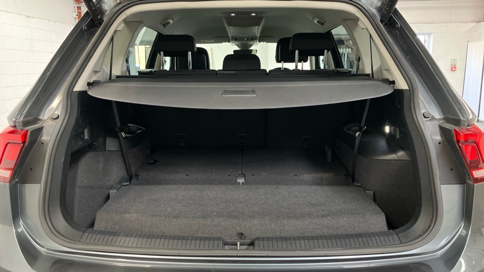 Volkswagen Tiguan Allspace 1.5 TSI Life 5dr DSG Petrol Estate - Image 13