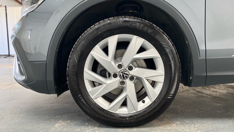 Volkswagen Tiguan Allspace 1.5 TSI Life 5dr DSG Petrol Estate - Image 33