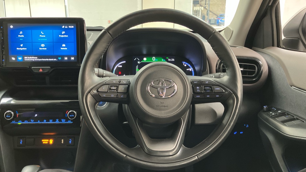 Toyota Yaris Cross 1.5 Hybrid Excel 5dr CVT Hybrid Estate - Image 5