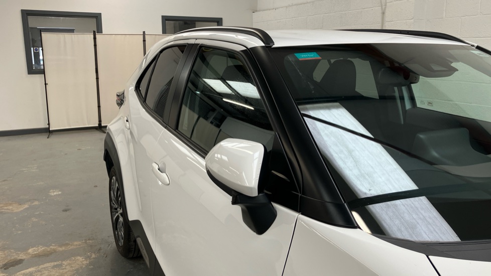 Toyota Yaris Cross 1.5 Hybrid Excel 5dr CVT Hybrid Estate - Image 28