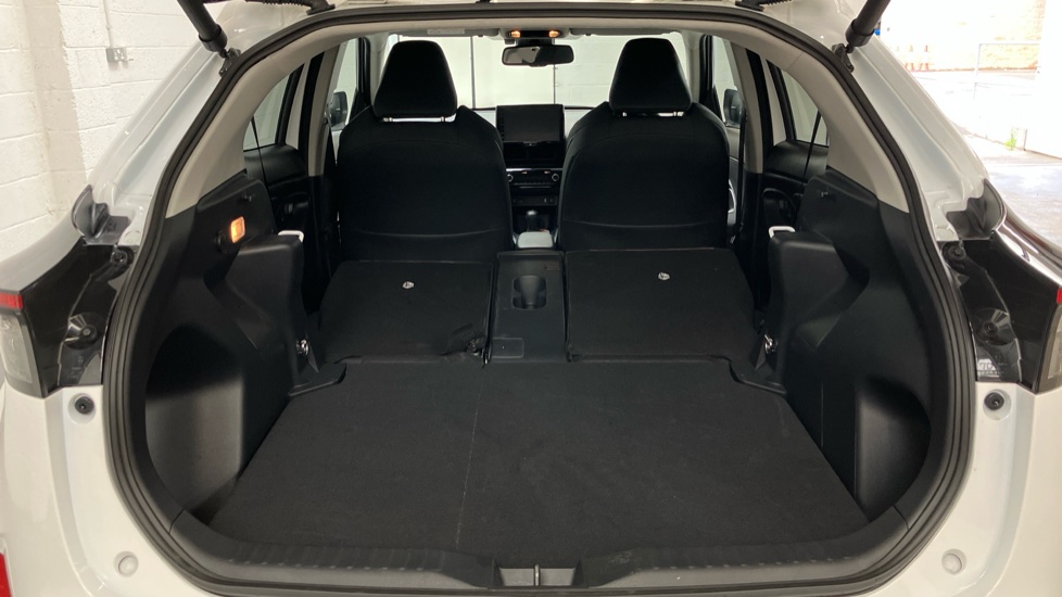 Toyota Yaris Cross 1.5 Hybrid Excel 5dr CVT Hybrid Estate - Image 35