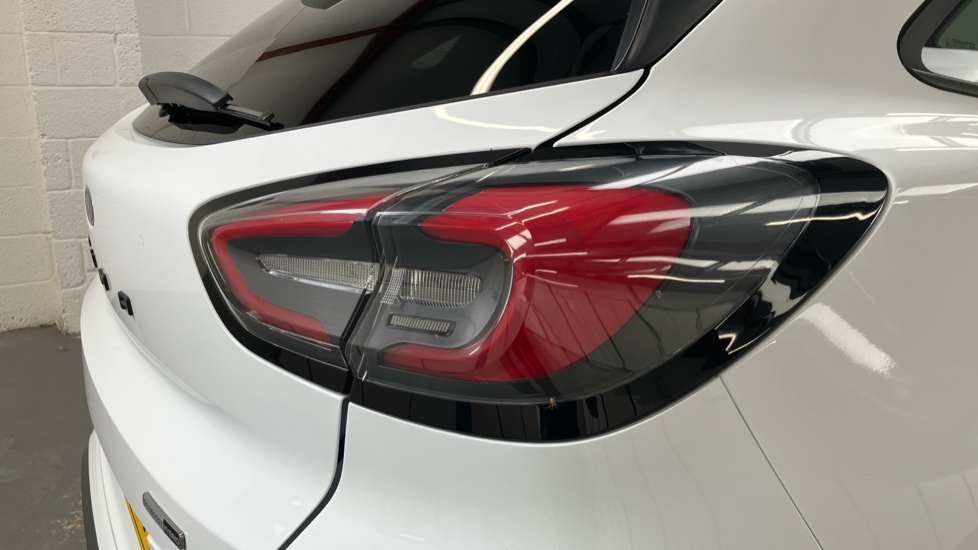 Ford Puma 1.0 EcoBoost Hybrid mHEV 155 ST-Line X 5dr Petrol Hatchback - Image 22