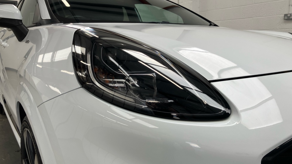 Ford Puma 1.0 EcoBoost Hybrid mHEV 155 ST-Line X 5dr Petrol Hatchback - Image 23