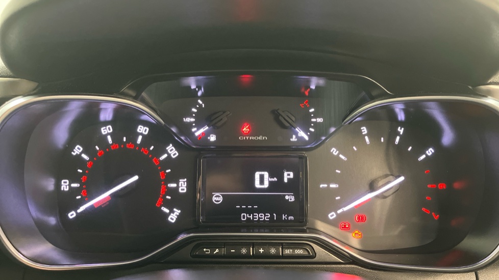 Citroen C3 1.2 PureTech 110 Max 5dr EAT6 Petrol Hatchback - Image 9