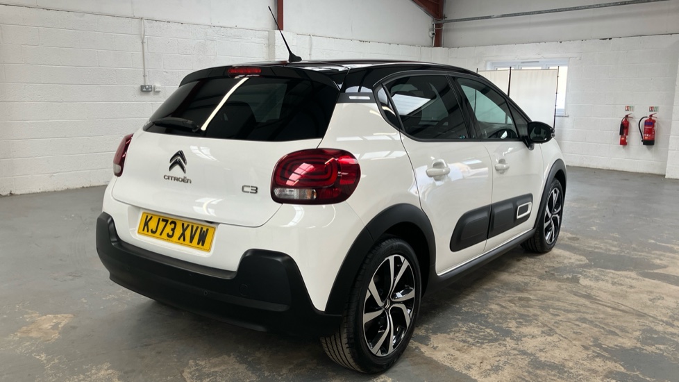 Citroen C3 1.2 PureTech 110 Max 5dr EAT6 Petrol Hatchback - Image 31
