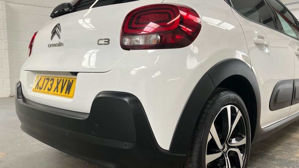 Citroen C3 1.2 PureTech 110 Max 5dr EAT6 Petrol Hatchback - Image 34