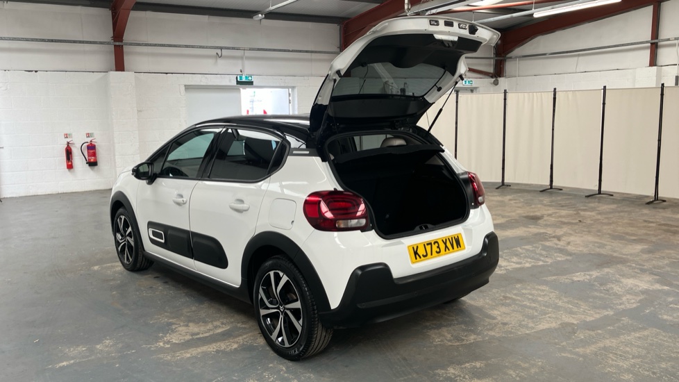 Citroen C3 1.2 PureTech 110 Max 5dr EAT6 Petrol Hatchback - Image 39