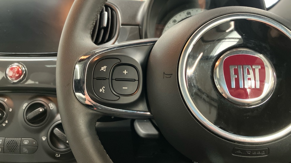 Fiat 500 1.0 Mild Hybrid Dolcevita [Part Leather] 3dr Petrol Hatchback - Image 17