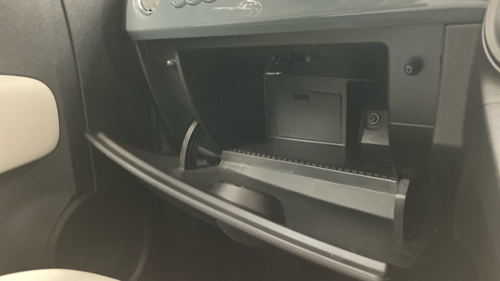 Fiat 500 1.0 Mild Hybrid Dolcevita [Part Leather] 3dr Petrol Hatchback - Image 34