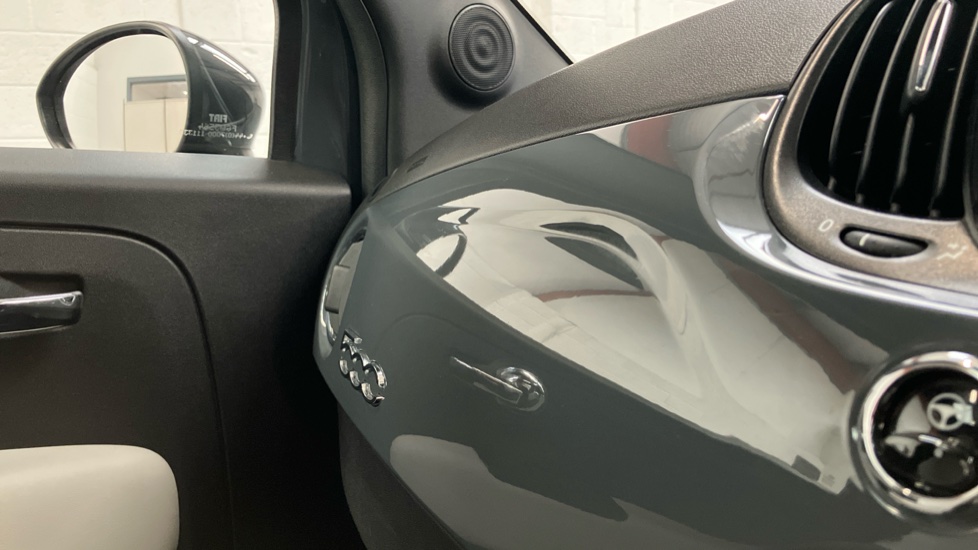 Fiat 500 1.0 Mild Hybrid Dolcevita [Part Leather] 3dr Petrol Hatchback - Image 37