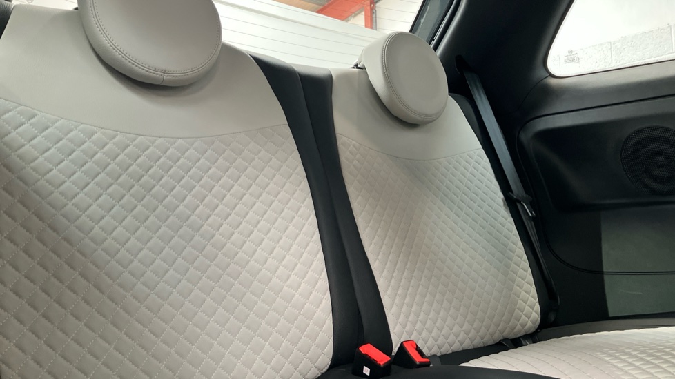 Fiat 500 1.0 Mild Hybrid Dolcevita [Part Leather] 3dr Petrol Hatchback - Image 45