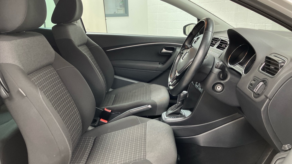 Volkswagen Polo 1.2 TSI Match Edition 3dr DSG Petrol Hatchback - Image 11